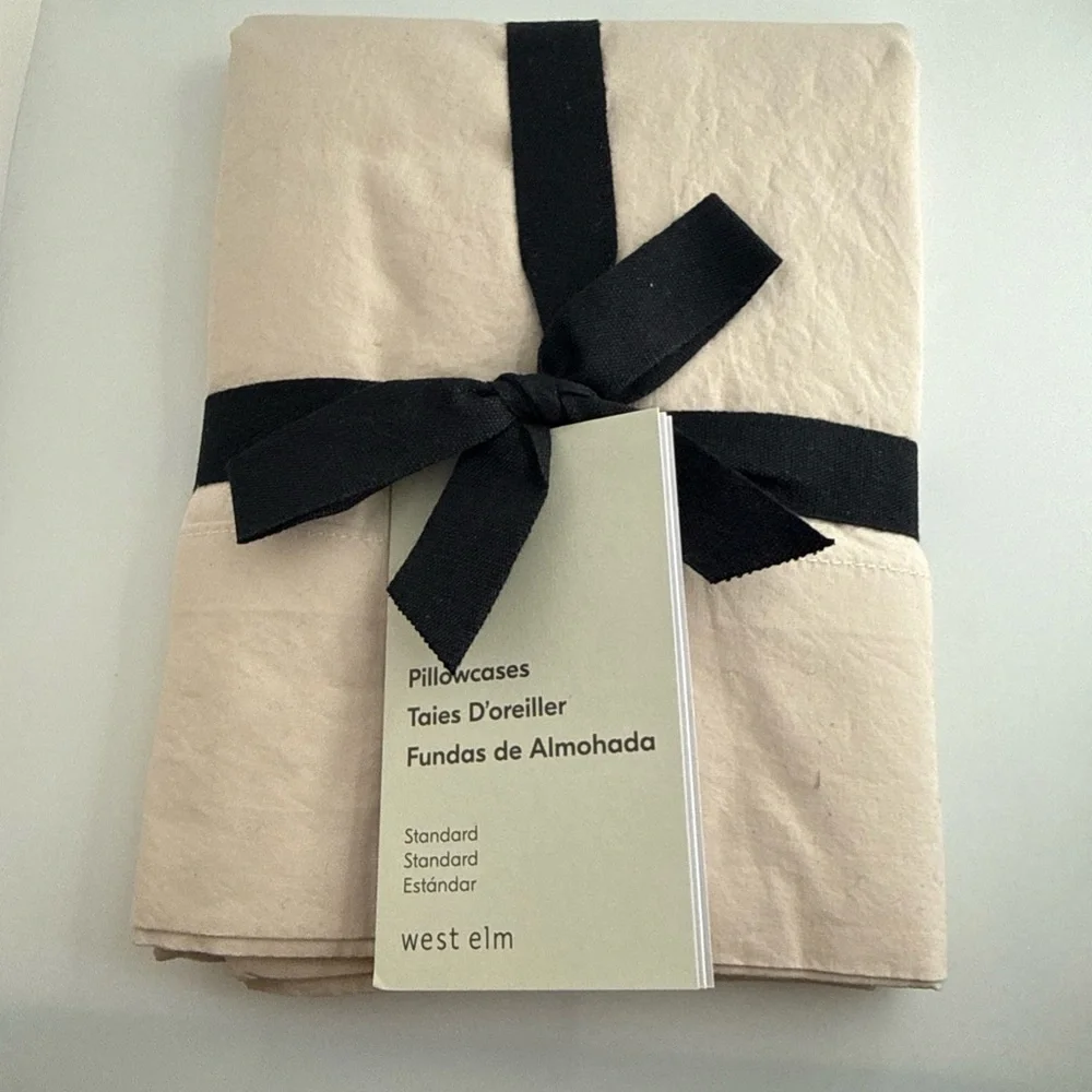 WEST ELM ORGANIC COTTON Standard PILLOWCASES SET of 2 Blush Color
